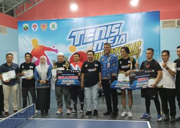 Ajumardi Raih Juara 1 Turnamen Tenis Meja Bupati Cup 2024