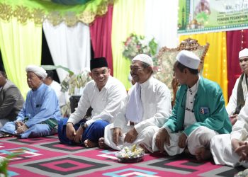 Bang Arul Hadiri Peringatan Maulid Nabi Muhammad SAW di Ponpes Al-Furqon Desa Mudalang