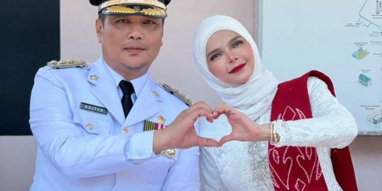 Jelang Penetapan Aditya di Pilkada Banjarbaru, Fitnah Terarah untuk Vivi Zubedi!