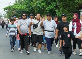 Banjarmasin Tengah Gelar Jalan Sehat, Bagikan Puluhan Doorprize Menarik