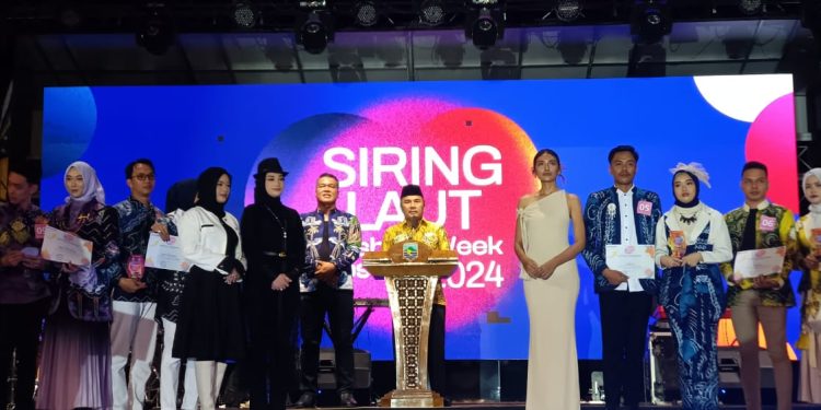 Siringlaut Fashion Week Festival Jadi Ajang Promosi Sasirangan Motif Khas Kotabaru