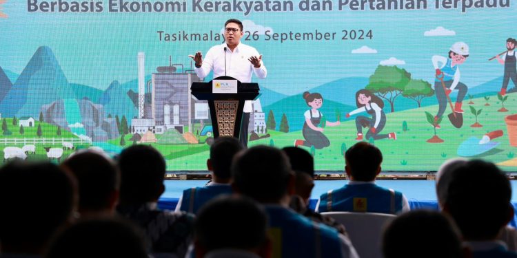Terus Kembangkan Bahan Co-Firing Biomassa, PLN Bersama Kementan Luncurkan Model Pertanian Terpadu