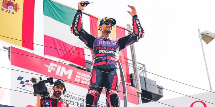 Geram dengan Manuver Enea Bastianini, Jorge Martin: Saya Pantas Menang di MotoGP Emilia Romagna 2024