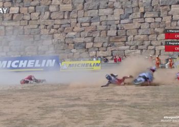 Marco Bezzecchi Ngamuk Francesco Bagnaia Ditabrak: Entah Alex Marquez Buta atau Dia Tidak Ingin Melihat!