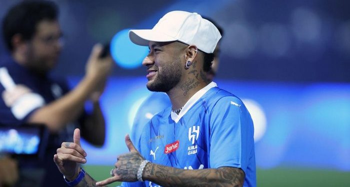 Lututnya Belum Pulih, Comeback Neymar Molor 2 Bulan?