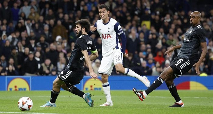Tottenham Vs Qarabag di Liga Europa: 10 Pemain Spurs Menang 3-0