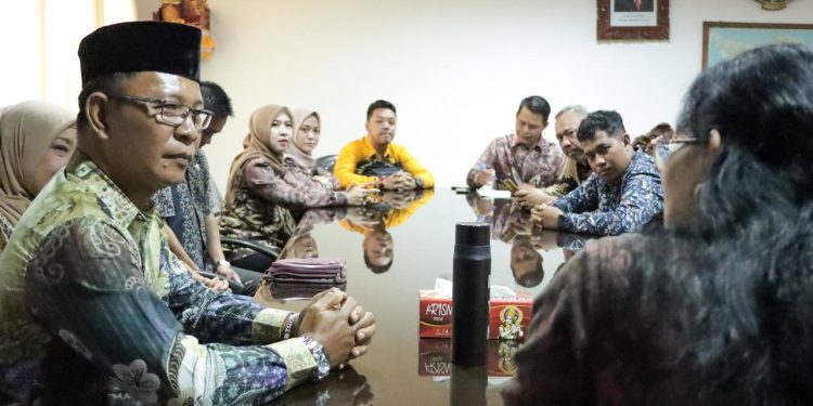 Komisi II DPRD Kalsel Kunjungi DPRD Bali, Bahas Potensi PAD dan Tantangan Ekonomi