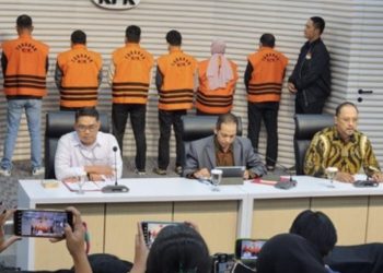 Diduga Terima Suap, KPK Tetapkan Gubernur Kalsel Sahbirin Noor Jadi Tersangka