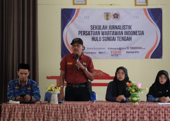 PWI HST Gelar Pelatihan Jurnalistik di SMAN 1 Barabai