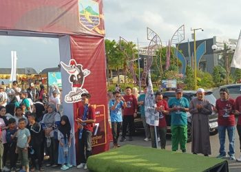 KPU Kotabaru Gelar Fun Walk, Sosialisasikan Pilkada Serentak 2024