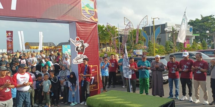 KPU Kotabaru Gelar Fun Walk, Sosialisasikan Pilkada Serentak 2024