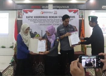 Kawal Proses Demokrasi, Bawaslu HST Gandeng HMI dan PMII