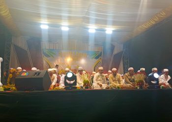 Hadirkan Ustaz Das’ad Latif, Puluhan Ribu Jemaah Padati Tabliq Akbar di Taman Dwi Warna Barabai