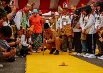 Permainan Tradisional Balogo Meriahkan Pembukaan Pekan Budaya Banua