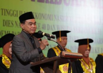 Zairullah Hadiri Dies Natalis Ke-40 dan Wisuda Sarjana Ke-33 STIE Nasional