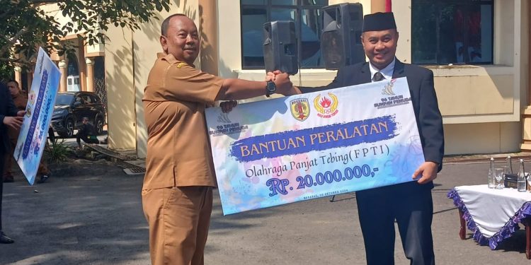 9 Cabor Terima Bantuan Peralatan, 10 Pelatih Terima Insentif