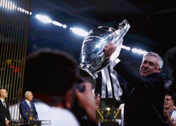 Ancelotti Jadi Pelatih Terbaik 2024, Dapat Johan Cruyff Trophy