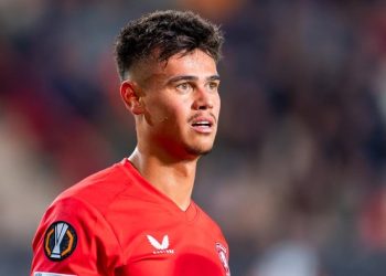 FC Twente Vs Fenerbahce: Mees Hilgers Cs Diimbangi Pasukan Mourinho 1-1