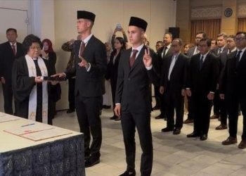 Mees Hilgers dan Eliano Reijnders Resmi Jadi WNI, Ambil Sumpah di Brussels Belgia
