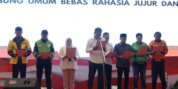 Aliansi Buruh dan Komunitas Ojek Online Deklarasi Pilkada Damai