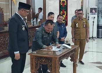 Pj Bupati dan DPRD Kapuas Teken Nota Kesepakatan KUA-PPAS 2025