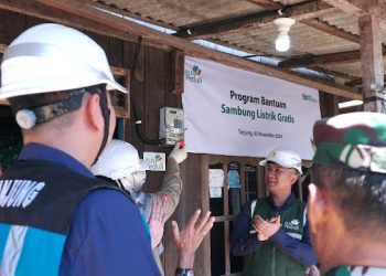 PLN Pasang Baru Listrik Gratis untuk 155 Warga Tabalong di Momen Hari Pahlawan