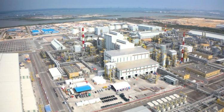 Dukung Hilirisasi, PLN Siapkan Listrik Andal untuk Smelter Freeport yang Baru Diresmikan Presiden Jokowi