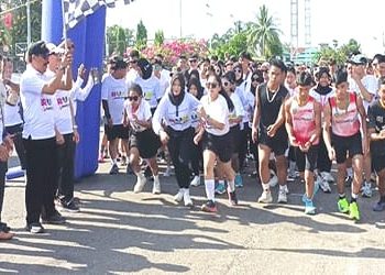 Ratusan Peserta Ikuti Colour Run di Kabupaten Kapuas