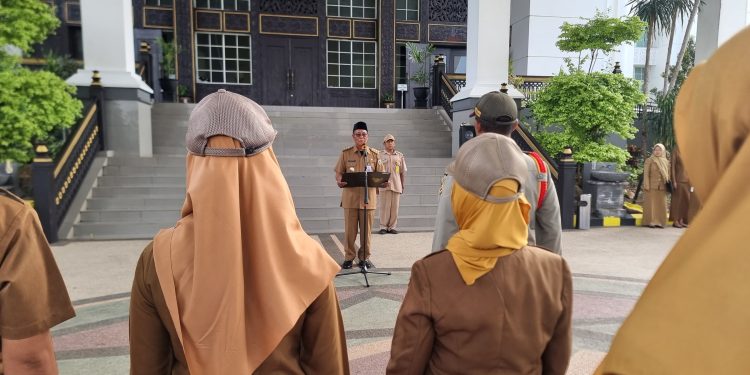Paman Birin Pimpin Apel di Kantor Gubernur Kalsel, Pegawai Pemprov Sambut Haru dan Sukacita