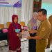 20 Perwakilan IKM Dibekali Pelatihan Pembuatan Tas Kombinasi Kulit dan Sasirangan