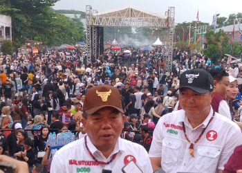 Ribuan Massa Hadiri Kampanye Akbar Wiyatno-Dodo