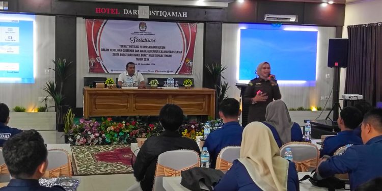 Jelang Pencoblosan, KPU HST Bekali Petugas PPK Mitigasi Permasalahan Hukum
