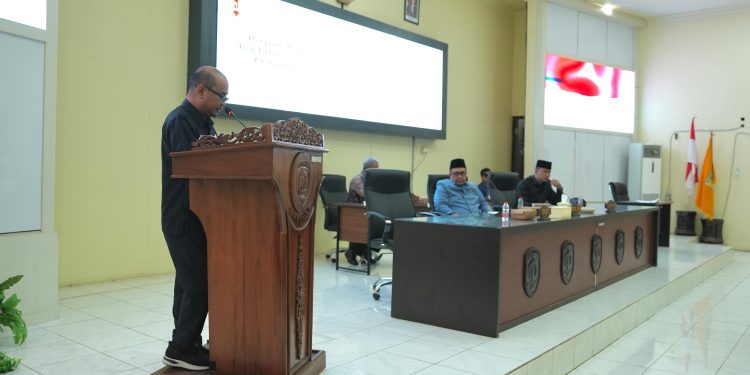 Rapat Paripurna Setujui Raperda APBD HST Tahun 2025