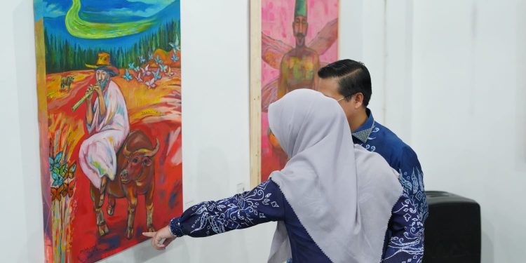 Buka Pameran Seni Rupa Tunggal, Ibnu Sina: Bangkitkan Semangat Seniman dan Budayawan untuk Berekspresi