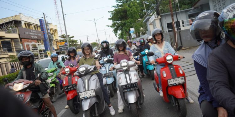 STSJ Yamaha Kembali Gelar Rolling City Classy Class Bersama Puluhan Anak Muda
