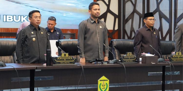 Sepakati Propemperda dan APBD Kota Banjarmasin Tahun 2025, Ibnu Sina Dorong Efisiensi Belanja Daerah
