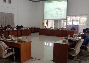 DPRD Barsel Bersama TAPD Laksanakan Pembahasan Akhir RAPBD 2025