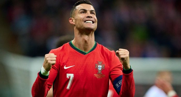 Cristiano Ronaldo Kasih Kode Lagi Belum Mau Pensiun