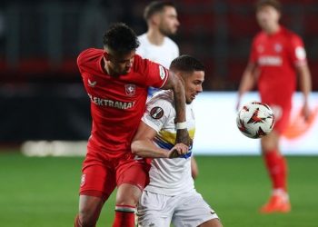Hasil Liga Europa: Mees Hilgers Main Full, Twente Tumbang 0-1