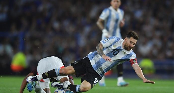Argentina Vs Peru: Wasit Dituding Berat Sebelah Untungkan Messi Cs