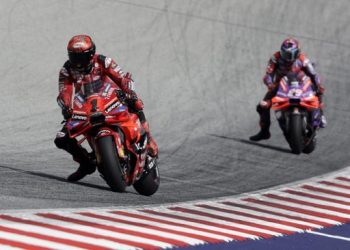 Hasil Practice MotoGP Malaysia: Bagnaia Kalahkan Martin
