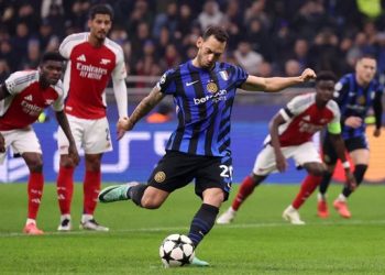 Hasil Liga Champions: Penalti Calhanoglu Bawa Inter Sikat Arsenal 1-0