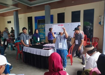 PSU di TPS 04 Kelurahan Selat Utara, Wiyatno-Dodo Raih Suara Terbanyak
