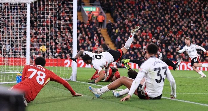 Liverpool Vs Fulham: 10 Pemain Si Merah Tertahan 2-2
