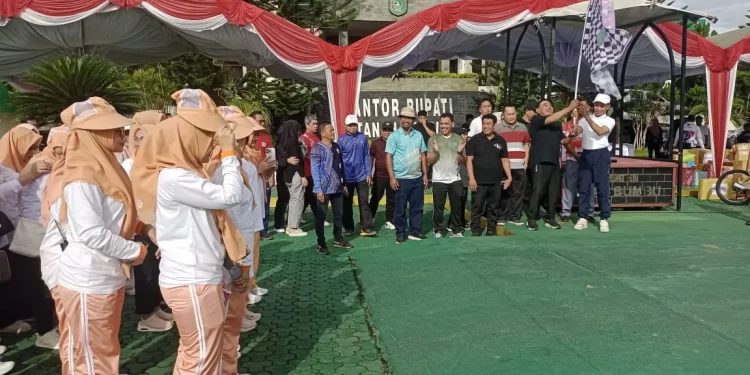 HUT Ke-53 Korpri, Zairullah Lepas Gerak Jalan Santai