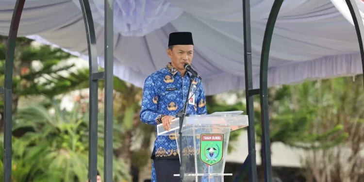 Ambo Sakka Sampaikan Amanat Presiden di Peringatan HUT Ke-53 Korpri