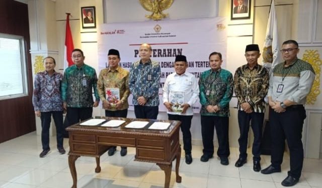 Zairullah Hadiri Penyerahan LHP di Kantor BPK Kalsel