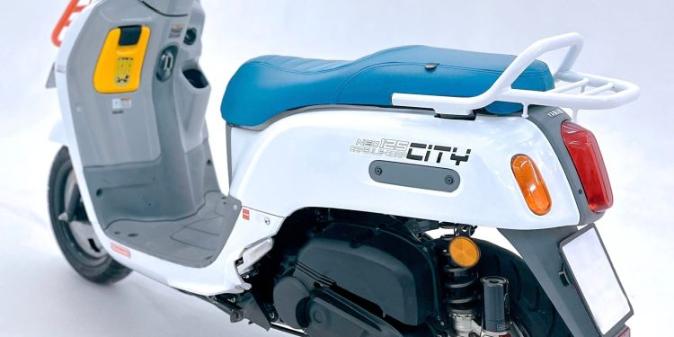 Keren! Fazzio Hybrid Ini Tampil Retro Futuristic Ala Skutik Kalcer yang Kental dengan Japan Vibes