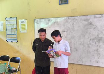 Tingkatkan Literasi Masyarakat Meratus, Perpustakaan Keliling Sambangi SDN Muara Hungi