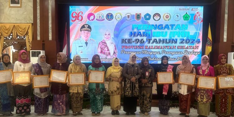 Kotabaru Raih Penghargaan Kategori Utama 3 Program PK2D di Momen Hari Ibu